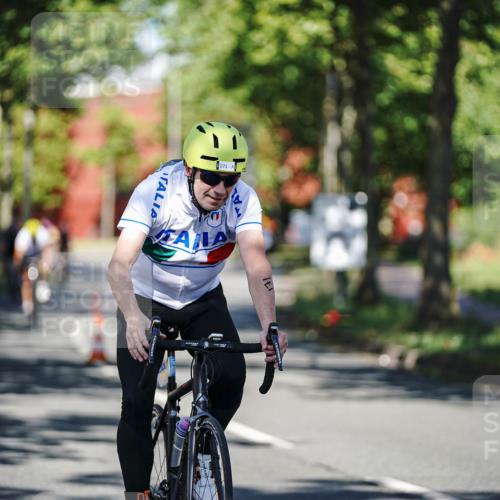 09.08.2026 - GEWOBA Citytriathlon Bremen Michael Burmester http://msf.ph/oto/9945147 09.08.2026 10:38:20 Radfahren 49, 117, 127, 171, 183, 310, 409 meine-sportfotos.de