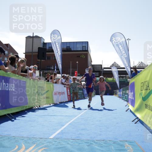 09.08.2026 - GEWOBA Citytriathlon Bremen Yannick Fuchs http://msf.ph/oto/9945148 09.08.2026 14:22:01 Ziel 630, 976, 1156 meine-sportfotos.de