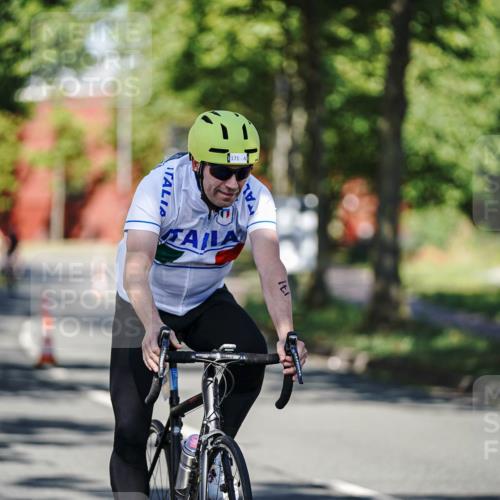 09.08.2026 - GEWOBA Citytriathlon Bremen Michael Burmester http://msf.ph/oto/9945150 09.08.2026 10:38:20 Radfahren 49, 117, 127, 171, 183, 310, 409 meine-sportfotos.de