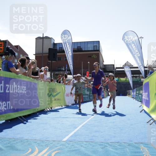 09.08.2026 - GEWOBA Citytriathlon Bremen Yannick Fuchs http://msf.ph/oto/9945151 09.08.2026 14:22:01 Ziel 630, 976, 1156 meine-sportfotos.de
