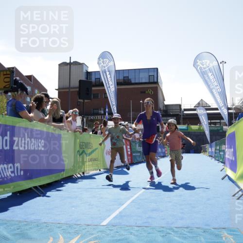 09.08.2026 - GEWOBA Citytriathlon Bremen Yannick Fuchs http://msf.ph/oto/9945153 09.08.2026 14:22:01 Ziel 630, 976, 1156 meine-sportfotos.de