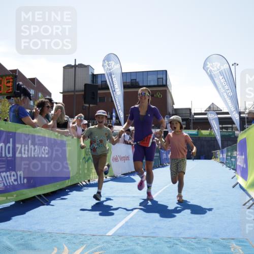 09.08.2026 - GEWOBA Citytriathlon Bremen Yannick Fuchs http://msf.ph/oto/9945157 09.08.2026 14:22:02 Ziel 630, 976, 1156 meine-sportfotos.de