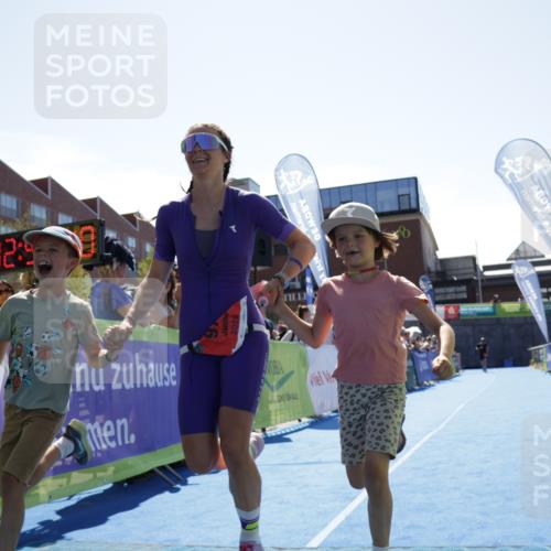09.08.2026 - GEWOBA Citytriathlon Bremen Yannick Fuchs http://msf.ph/oto/9945164 09.08.2026 14:22:02 Ziel 630, 976, 1156 meine-sportfotos.de