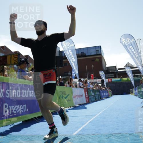 09.08.2026 - GEWOBA Citytriathlon Bremen Yannick Fuchs http://msf.ph/oto/9945191 09.08.2026 14:22:11 Ziel 568 meine-sportfotos.de