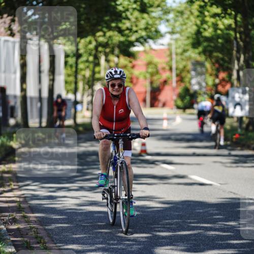 09.08.2026 - GEWOBA Citytriathlon Bremen Michael Burmester http://msf.ph/oto/9945203 09.08.2026 10:38:51 Radfahren 73, 351, 512, 525 meine-sportfotos.de