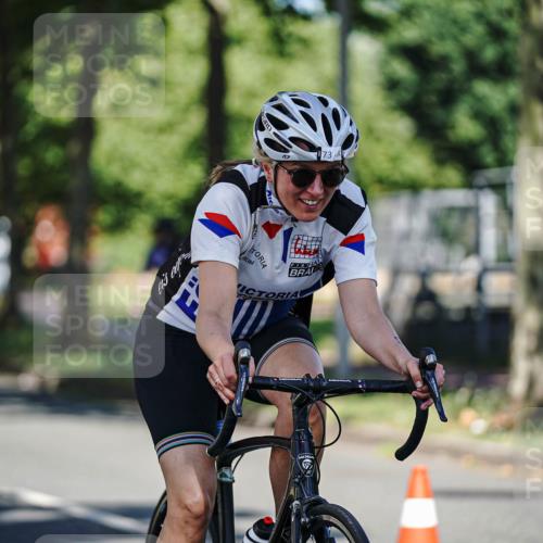 09.08.2026 - GEWOBA Citytriathlon Bremen Michael Burmester http://msf.ph/oto/9945229 09.08.2026 10:38:59 Radfahren 73, 351, 525 meine-sportfotos.de