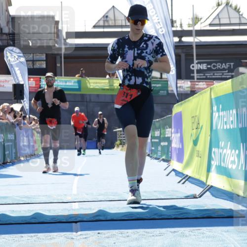 09.08.2026 - GEWOBA Citytriathlon Bremen Yannick Fuchs http://msf.ph/oto/9945233 09.08.2026 14:22:44 Ziel 874, 911 meine-sportfotos.de
