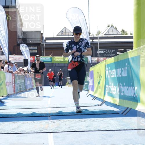 09.08.2026 - GEWOBA Citytriathlon Bremen Yannick Fuchs http://msf.ph/oto/9945235 09.08.2026 14:22:44 Ziel 874, 911 meine-sportfotos.de