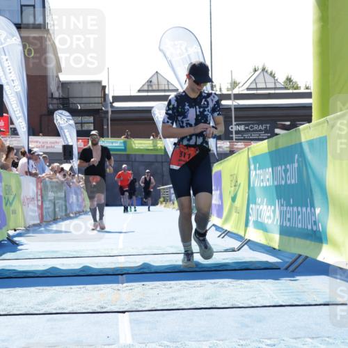 09.08.2026 - GEWOBA Citytriathlon Bremen Yannick Fuchs http://msf.ph/oto/9945237 09.08.2026 14:22:44 Ziel 874, 911 meine-sportfotos.de