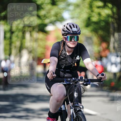 09.08.2026 - GEWOBA Citytriathlon Bremen Michael Burmester http://msf.ph/oto/9945257 09.08.2026 10:39:31 Radfahren 9, 227, 245, 431 meine-sportfotos.de