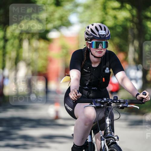 09.08.2026 - GEWOBA Citytriathlon Bremen Michael Burmester http://msf.ph/oto/9945260 09.08.2026 10:39:31 Radfahren 9, 227, 245, 431 meine-sportfotos.de