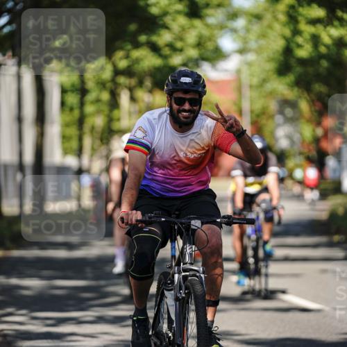 09.08.2026 - GEWOBA Citytriathlon Bremen Michael Burmester http://msf.ph/oto/9945272 09.08.2026 10:39:37 Radfahren 9, 227, 245, 469, 499 meine-sportfotos.de