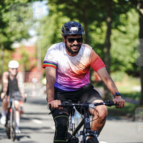 09.08.2026 - GEWOBA Citytriathlon Bremen Michael Burmester http://msf.ph/oto/9945274 09.08.2026 10:39:38 Radfahren 9, 227, 245, 469, 499 meine-sportfotos.de