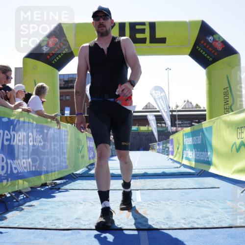 09.08.2026 - GEWOBA Citytriathlon Bremen Yannick Fuchs http://msf.ph/oto/9945281 09.08.2026 14:22:57 Ziel 765 meine-sportfotos.de