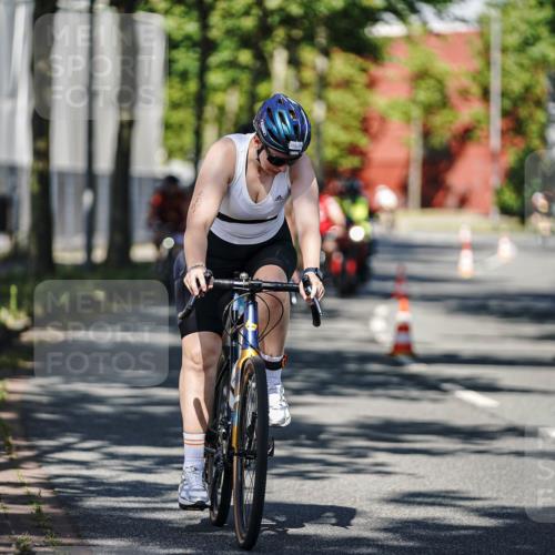 09.08.2026 - GEWOBA Citytriathlon Bremen Michael Burmester http://msf.ph/oto/9945327 09.08.2026 10:40:15 Radfahren 5, 77, 101, 115, 165, 203, 485 meine-sportfotos.de