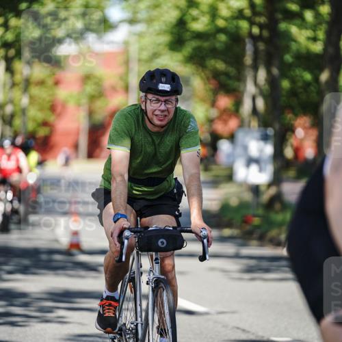 09.08.2026 - GEWOBA Citytriathlon Bremen Michael Burmester http://msf.ph/oto/9945329 09.08.2026 10:40:16 Radfahren 5, 77, 101, 115, 159, 165, 203, 485 meine-sportfotos.de