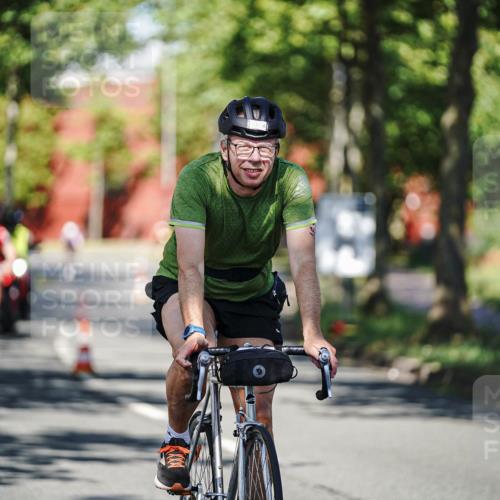 09.08.2026 - GEWOBA Citytriathlon Bremen Michael Burmester http://msf.ph/oto/9945332 09.08.2026 10:40:16 Radfahren 5, 77, 101, 115, 159, 165, 203, 485 meine-sportfotos.de