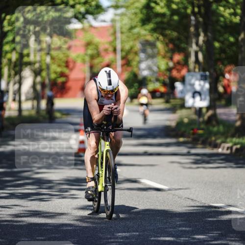 09.08.2026 - GEWOBA Citytriathlon Bremen Michael Burmester http://msf.ph/oto/9945353 09.08.2026 10:40:42 Radfahren 91, 284, 348, 416 meine-sportfotos.de
