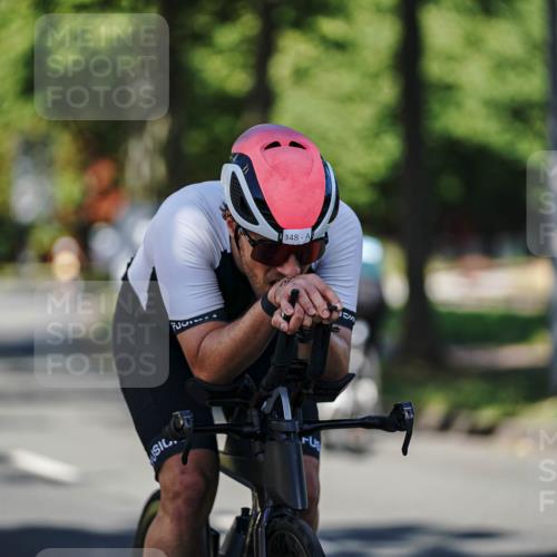 09.08.2026 - GEWOBA Citytriathlon Bremen Michael Burmester http://msf.ph/oto/9945365 09.08.2026 10:40:45 Radfahren 91, 284, 348, 416 meine-sportfotos.de