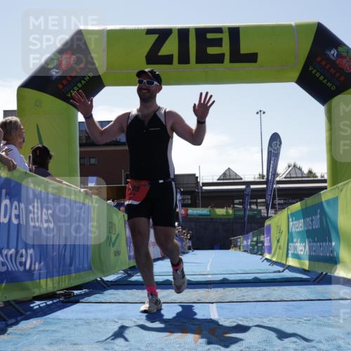 09.08.2026 - GEWOBA Citytriathlon Bremen Yannick Fuchs http://msf.ph/oto/9945373 09.08.2026 14:23:53 Ziel 648, 1107 meine-sportfotos.de
