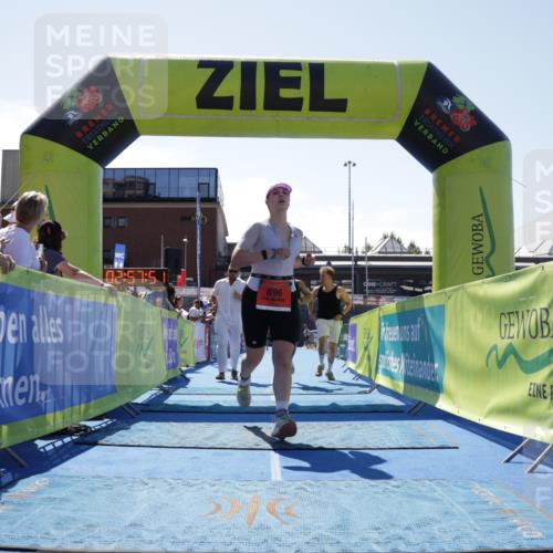 09.08.2026 - GEWOBA Citytriathlon Bremen Yannick Fuchs http://msf.ph/oto/9945395 09.08.2026 14:24:13 Ziel 652, 896 meine-sportfotos.de