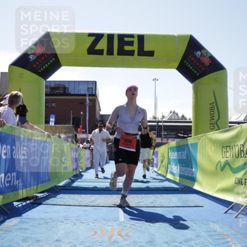 09.08.2026 - GEWOBA Citytriathlon Bremen Yannick Fuchs http://msf.ph/oto/9945396 09.08.2026 14:24:13 Ziel 652, 896 meine-sportfotos.de