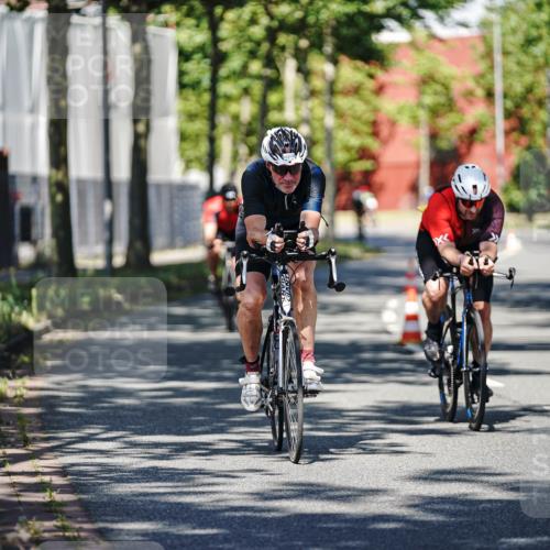 09.08.2026 - GEWOBA Citytriathlon Bremen Michael Burmester http://msf.ph/oto/9945417 09.08.2026 10:41:35 Radfahren 78, 372, 377, 378, 412 meine-sportfotos.de