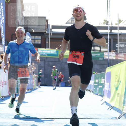 09.08.2026 - GEWOBA Citytriathlon Bremen Yannick Fuchs http://msf.ph/oto/9945418 09.08.2026 14:24:19 Ziel 590, 652, 814 meine-sportfotos.de