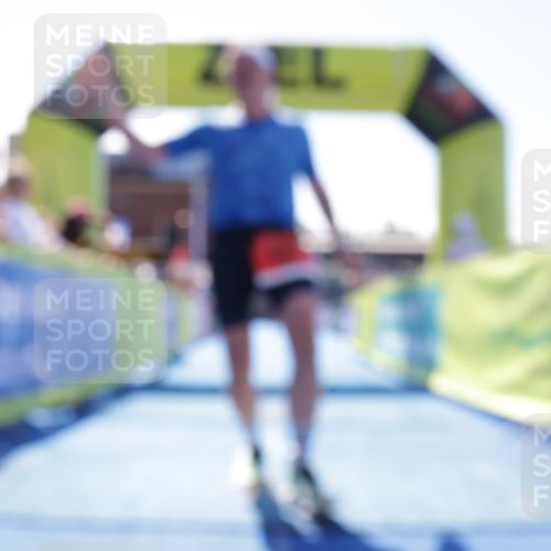 09.08.2026 - GEWOBA Citytriathlon Bremen Yannick Fuchs http://msf.ph/oto/9945428 09.08.2026 14:24:21 Ziel 590, 814, 1015, 1015 meine-sportfotos.de