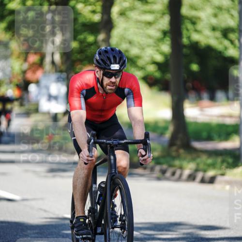 09.08.2026 - GEWOBA Citytriathlon Bremen Michael Burmester http://msf.ph/oto/9945429 09.08.2026 10:41:38 Radfahren 78, 161, 372, 377, 378, 412 meine-sportfotos.de