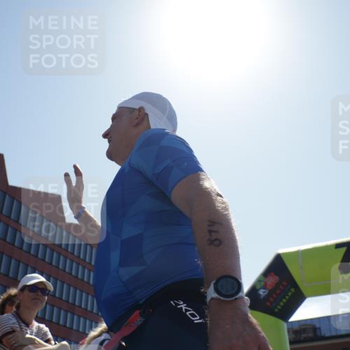 09.08.2026 - GEWOBA Citytriathlon Bremen Yannick Fuchs http://msf.ph/oto/9945437 09.08.2026 14:24:22 Ziel 590, 814, 1015, 1015 meine-sportfotos.de