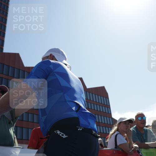 09.08.2026 - GEWOBA Citytriathlon Bremen Yannick Fuchs http://msf.ph/oto/9945439 09.08.2026 14:24:23 Ziel 590, 814, 1015, 1015 meine-sportfotos.de