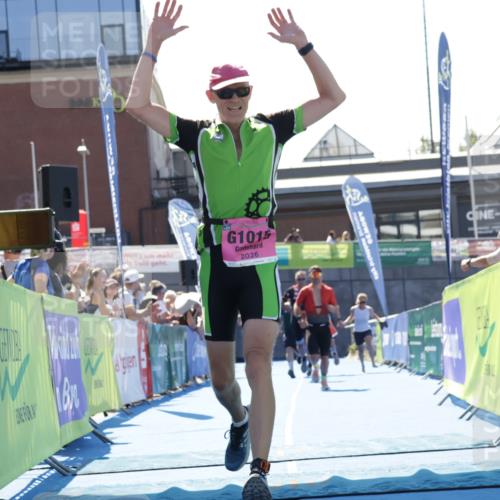 09.08.2026 - GEWOBA Citytriathlon Bremen Yannick Fuchs http://msf.ph/oto/9945453 09.08.2026 14:24:27 Ziel 807, 852, 1015, 1015, 1136 meine-sportfotos.de