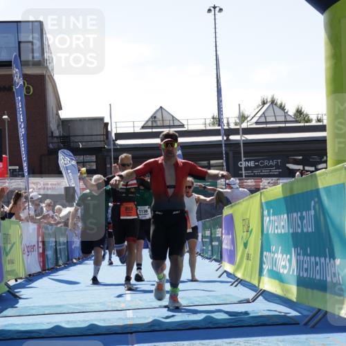 09.08.2026 - GEWOBA Citytriathlon Bremen Yannick Fuchs http://msf.ph/oto/9945468 09.08.2026 14:24:30 Ziel 807, 852, 857, 1015, 1015, 1136 meine-sportfotos.de