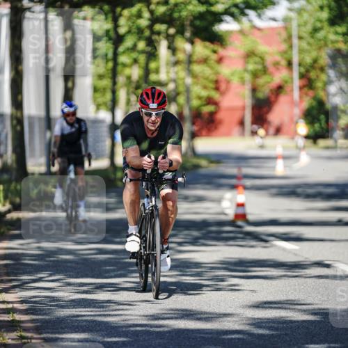 09.08.2026 - GEWOBA Citytriathlon Bremen Michael Burmester http://msf.ph/oto/9945471 09.08.2026 10:42:05 Radfahren 291, 314, 358, 376, 415, 524 meine-sportfotos.de