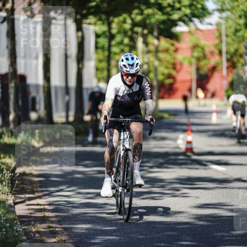 09.08.2026 - GEWOBA Citytriathlon Bremen Michael Burmester http://msf.ph/oto/9945480 09.08.2026 10:42:07 Radfahren 291, 301, 358, 376, 415, 524 meine-sportfotos.de