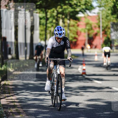 09.08.2026 - GEWOBA Citytriathlon Bremen Michael Burmester http://msf.ph/oto/9945482 09.08.2026 10:42:07 Radfahren 291, 301, 358, 376, 415, 524 meine-sportfotos.de