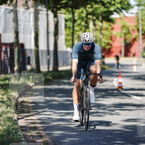 09.08.2026 - GEWOBA Citytriathlon Bremen Michael Burmester http://msf.ph/oto/9945489 09.08.2026 10:42:10 Radfahren 286, 291, 301, 358, 376, 415, 524 meine-sportfotos.de