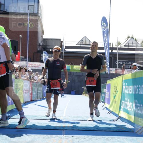 09.08.2026 - GEWOBA Citytriathlon Bremen Yannick Fuchs http://msf.ph/oto/9945493 09.08.2026 14:24:39 Ziel 839, 857, 872 meine-sportfotos.de