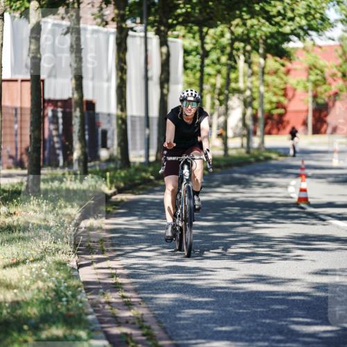 09.08.2026 - GEWOBA Citytriathlon Bremen Michael Burmester http://msf.ph/oto/9945506 09.08.2026 10:42:25 Radfahren 286, 301, 322, 415, 422, 475 meine-sportfotos.de