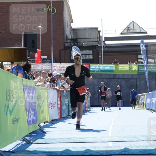 09.08.2026 - GEWOBA Citytriathlon Bremen Yannick Fuchs http://msf.ph/oto/9945517 09.08.2026 14:25:00 Ziel 745 meine-sportfotos.de