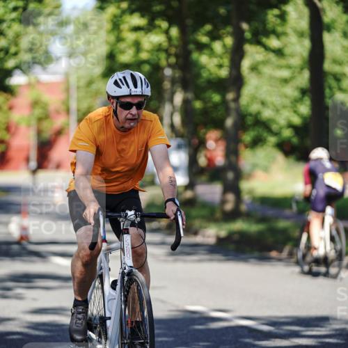 09.08.2026 - GEWOBA Citytriathlon Bremen Michael Burmester http://msf.ph/oto/9945537 09.08.2026 10:42:41 Radfahren 199, 297, 322, 529 meine-sportfotos.de