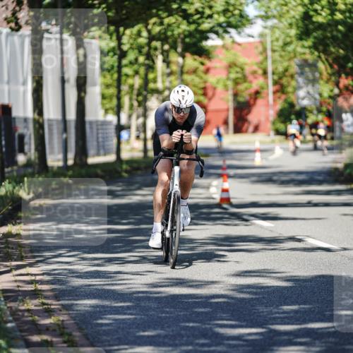09.08.2026 - GEWOBA Citytriathlon Bremen Michael Burmester http://msf.ph/oto/9945549 09.08.2026 10:42:50 Radfahren 318, 323, 529 meine-sportfotos.de