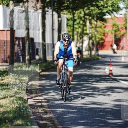 09.08.2026 - GEWOBA Citytriathlon Bremen Michael Burmester http://msf.ph/oto/9945567 09.08.2026 10:43:00 Radfahren 318, 323, 389, 393, 529 meine-sportfotos.de
