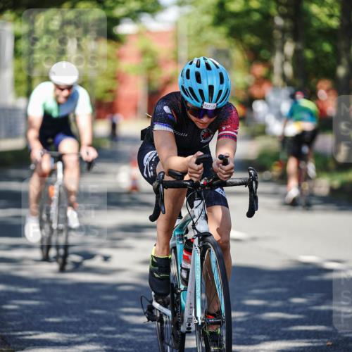 09.08.2026 - GEWOBA Citytriathlon Bremen Michael Burmester http://msf.ph/oto/9945576 09.08.2026 10:43:05 Radfahren 318, 323, 389, 393, 427 meine-sportfotos.de