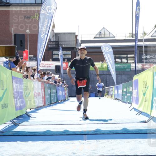 09.08.2026 - GEWOBA Citytriathlon Bremen Yannick Fuchs http://msf.ph/oto/9945636 09.08.2026 14:26:44 Ziel 871 meine-sportfotos.de