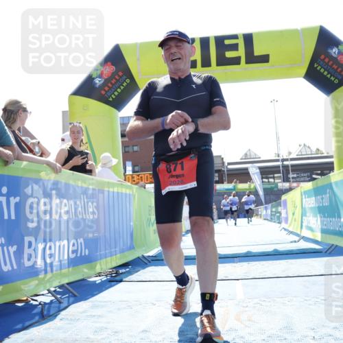09.08.2026 - GEWOBA Citytriathlon Bremen Yannick Fuchs http://msf.ph/oto/9945647 09.08.2026 14:26:47 Ziel 871, 1140 meine-sportfotos.de