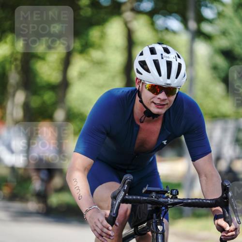 09.08.2026 - GEWOBA Citytriathlon Bremen Michael Burmester http://msf.ph/oto/9945654 09.08.2026 10:43:51 Radfahren 296, 336, 402 meine-sportfotos.de