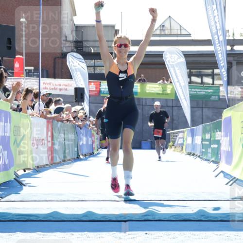 09.08.2026 - GEWOBA Citytriathlon Bremen Yannick Fuchs http://msf.ph/oto/9945667 09.08.2026 14:27:24 Ziel 798, 864, 956 meine-sportfotos.de