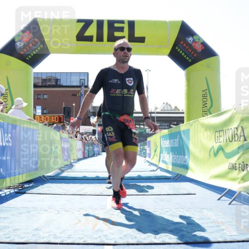 09.08.2026 - GEWOBA Citytriathlon Bremen Yannick Fuchs http://msf.ph/oto/9945694 09.08.2026 14:27:29 Ziel 798, 864, 956 meine-sportfotos.de